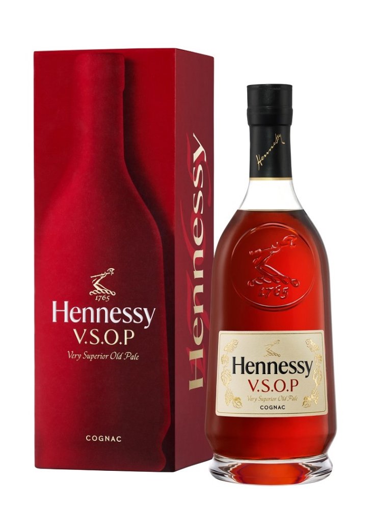 Hennessy V.S.O.P Privilege (0,7l) v dárkové krabičce