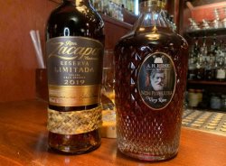 Rumová postupka: A.H.Riise Non Plus Ultra Very Rare VS Zacapa Reserva Limitada 2019