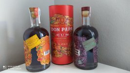 Aukce Don Papa Sevillana Cask 40% & Sherry Casks 45% 2×0,7l