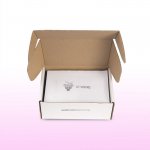 Vi WINE Originální dárkový box M - VINNÉ PLECHOVKY 3×0,2l GB