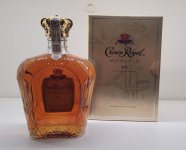 Aukce Crown Royal Monarch 75th Anniversary 0,75l 40%