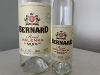 Aukce Bernard Pivní pálenka z ležáku 2020 0,5l 50,6% L.E. + miniatura - 866
