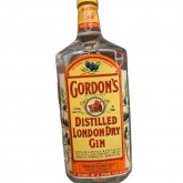 Aukce Gordonâ€™s Gin 1,75l rok 1969