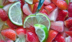Alkoholická bowle s ovocem - Recept