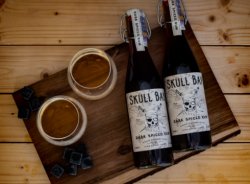Ochutnáváme Skull Bay Dark Spiced Rum