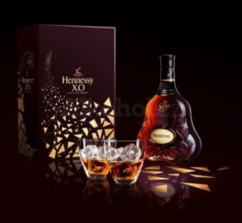 Hennessy XO Cognac + 2skla